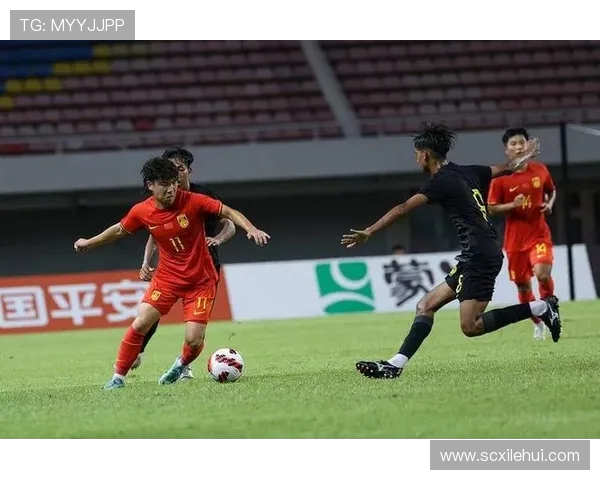 卡塔尔逆转中国队21取得友谊赛胜利展现强劲实力与战术配合
